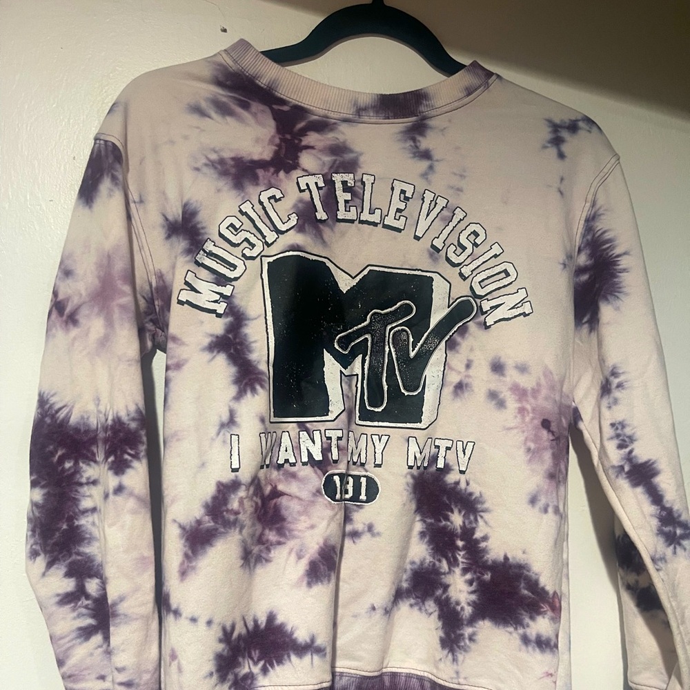 MTV sweat shirt xs